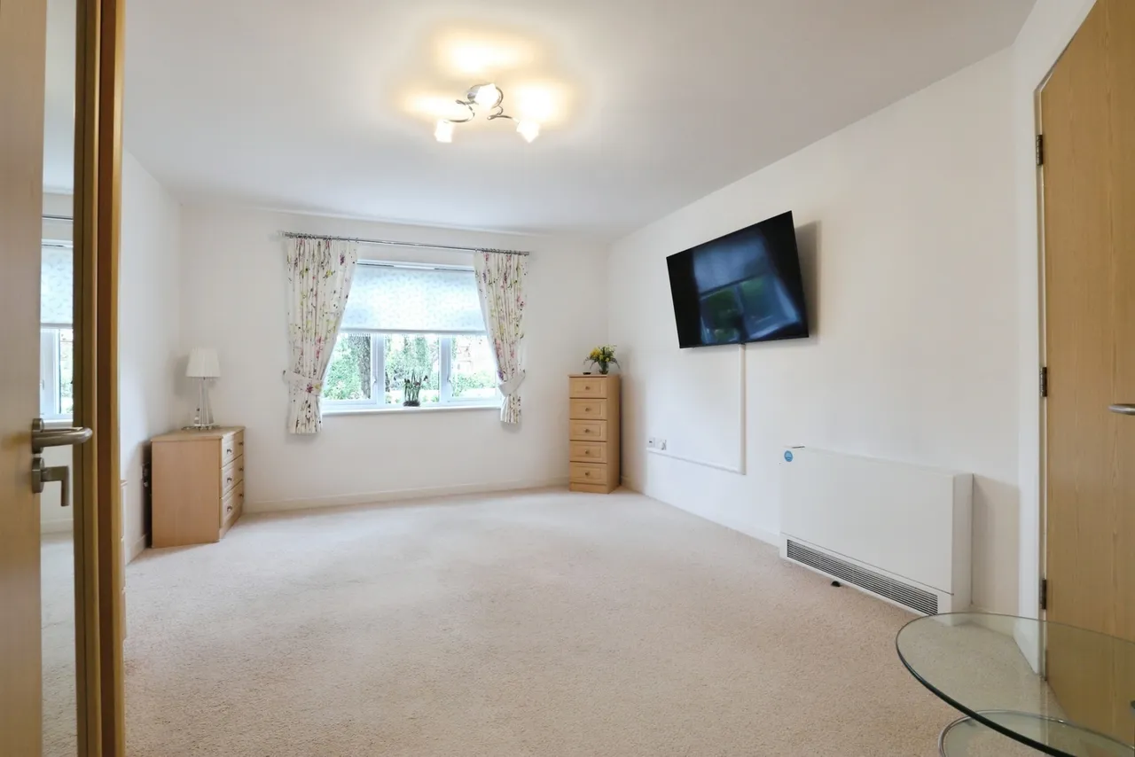 North Street, Milton Regis, Sittingbourne, Kent, ME10, photo 8