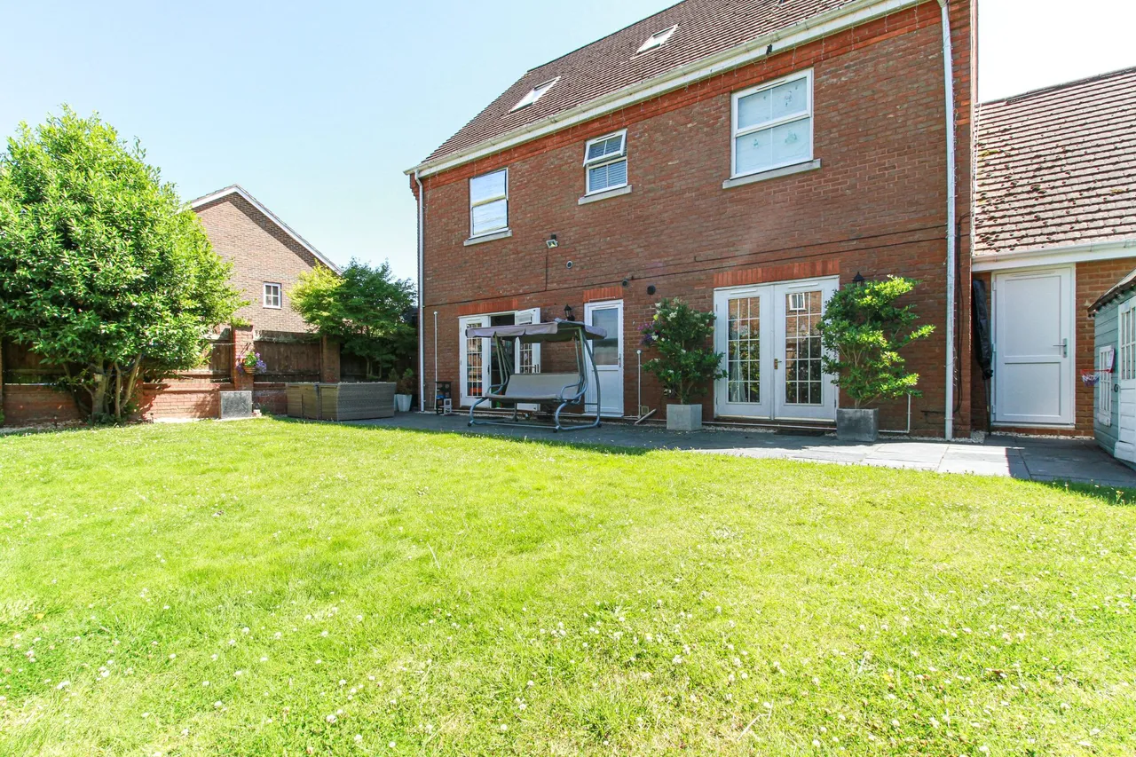 Winchfield Close, Fleet, GU51 1EQ, photo 26