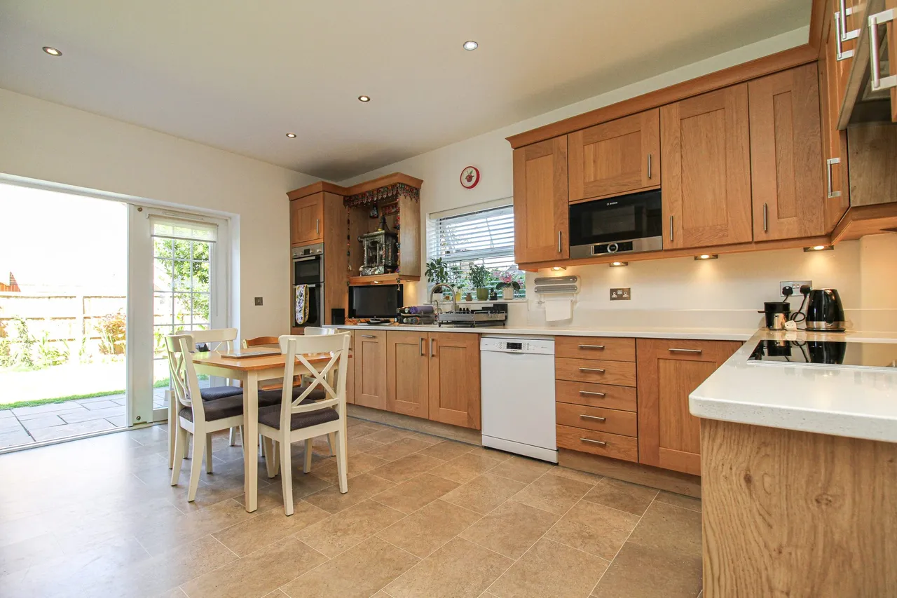 Winchfield Close, Fleet, GU51 1EQ, photo 8