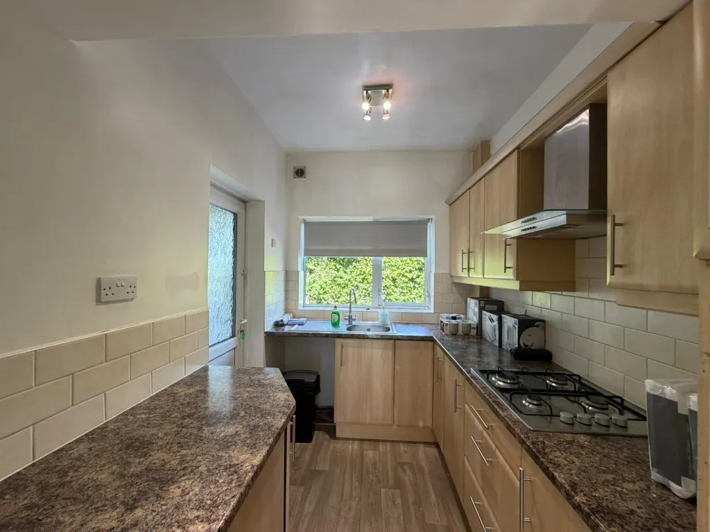 Poplar Grove, Newcastle-Under-Lyme, ST5, photo 5