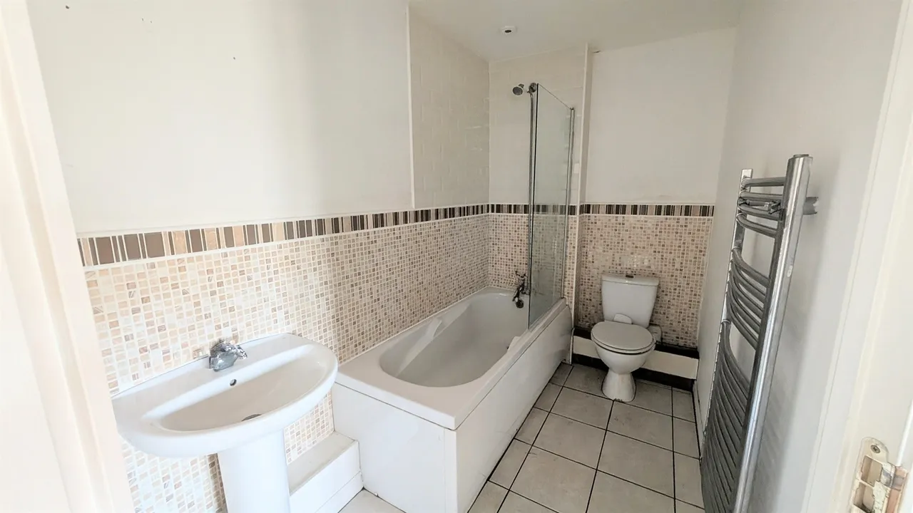 Merlin Road, Birkenhead, photo 4
