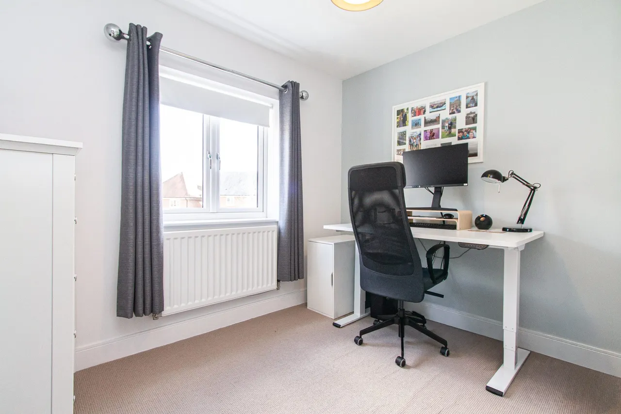 Willowbourne, Fleet, GU51 5BP, photo 10