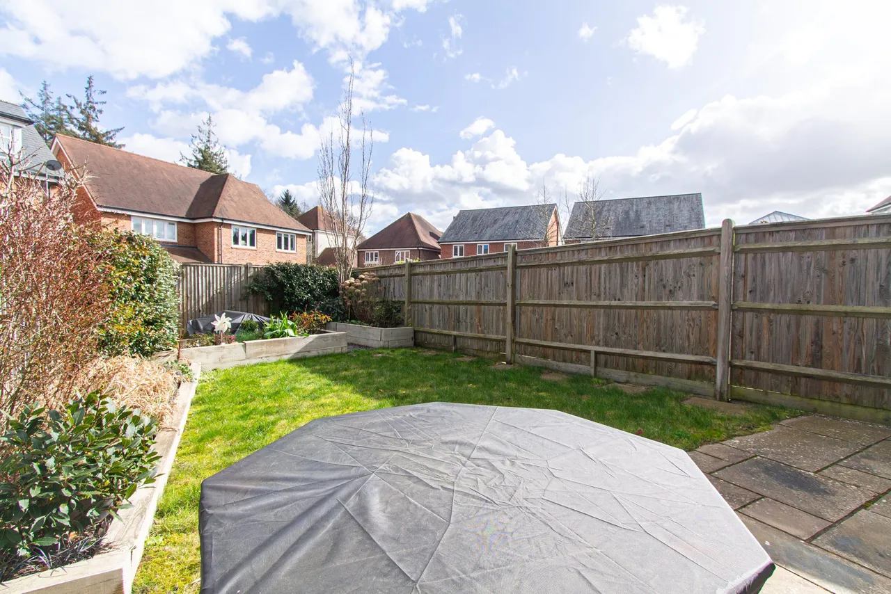 Willowbourne, Fleet, GU51 5BP, photo 15