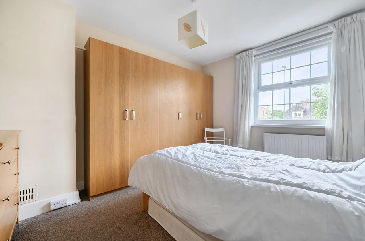 Fishbourne Road East, Chichester, PO19, photo 8