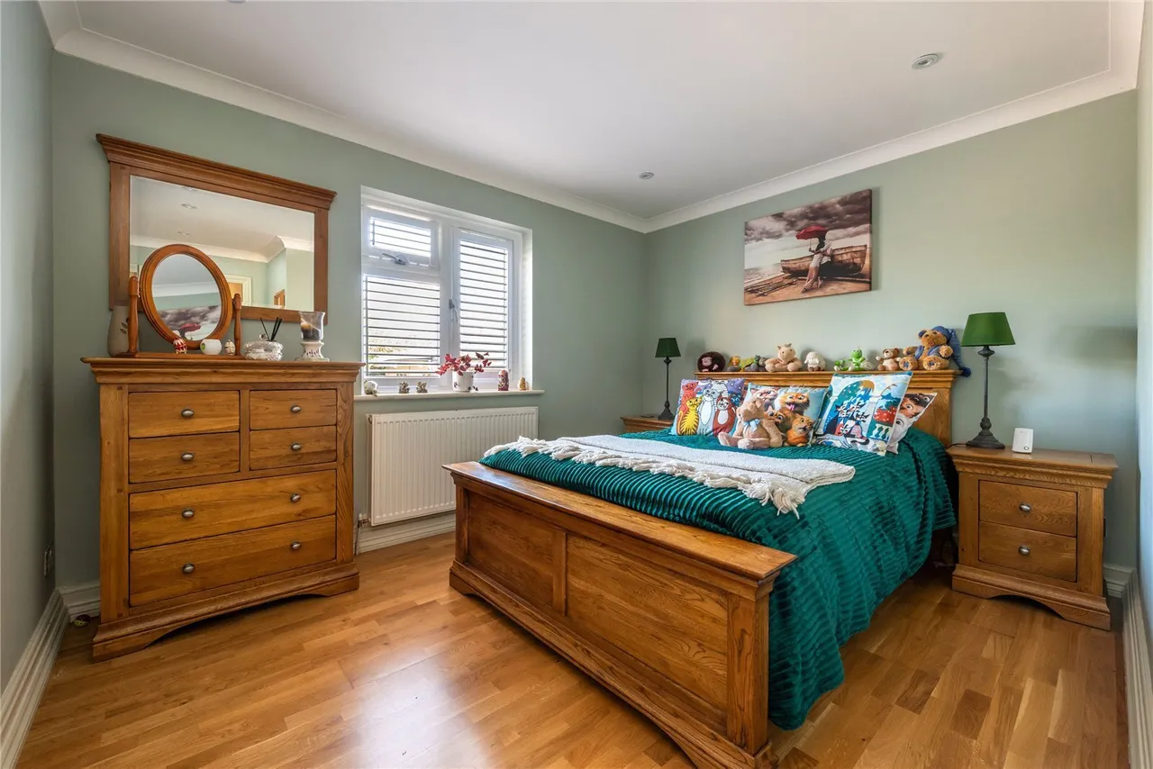 Usherwood Close, Tadworth, KT20, photo 17