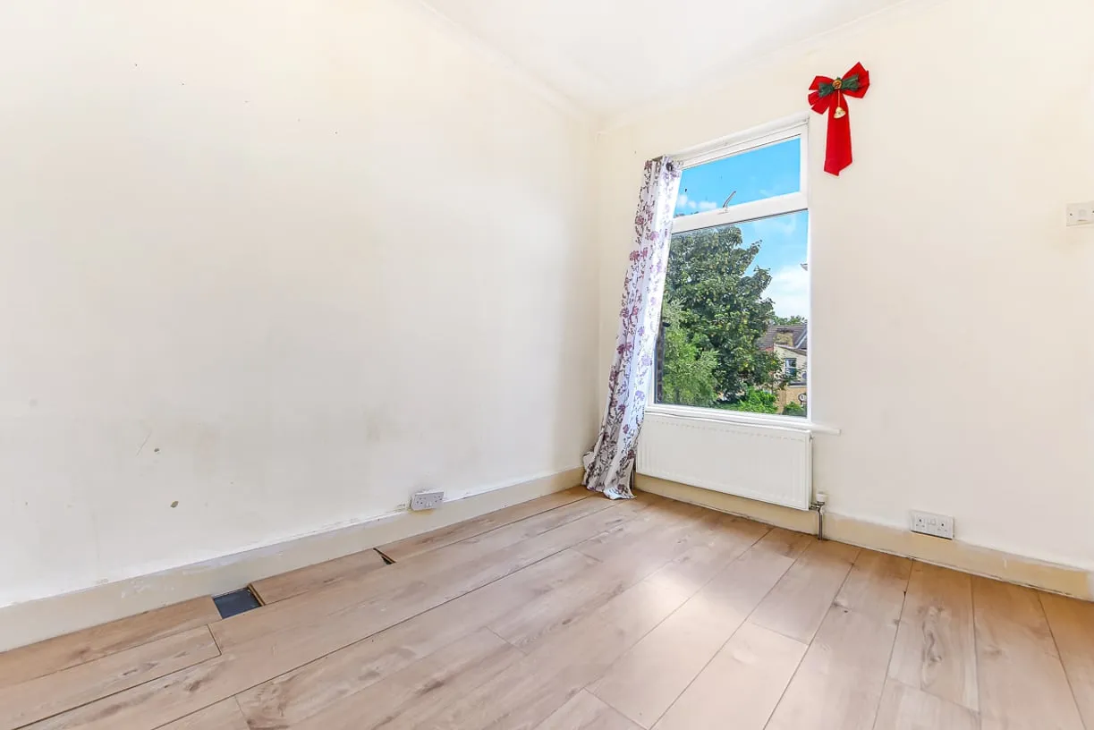 64 Lowden Road, Edmonton, London, N9 8RN, photo 6