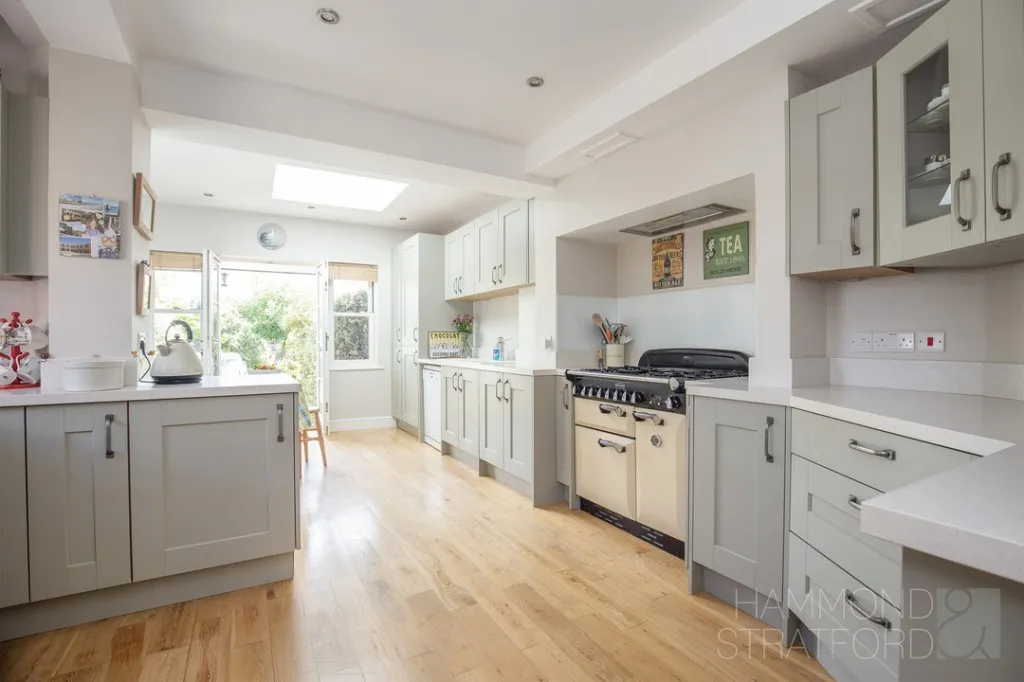 Blofield Road, Brundall, photo 2