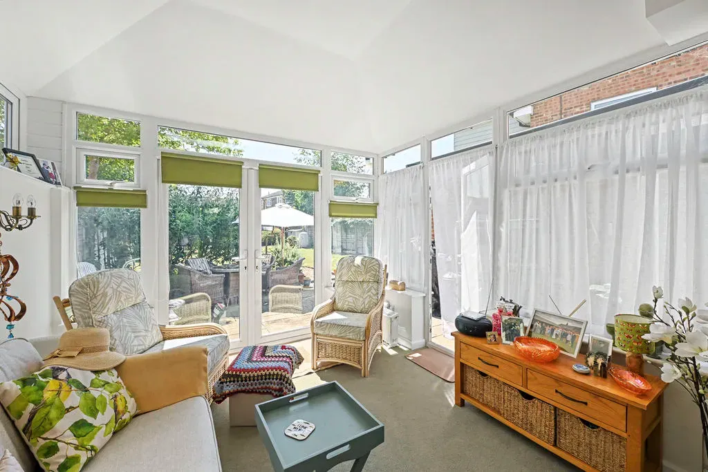 Meadow Close, Tring, Hertfordshire, HP23 5BT, photo 5
