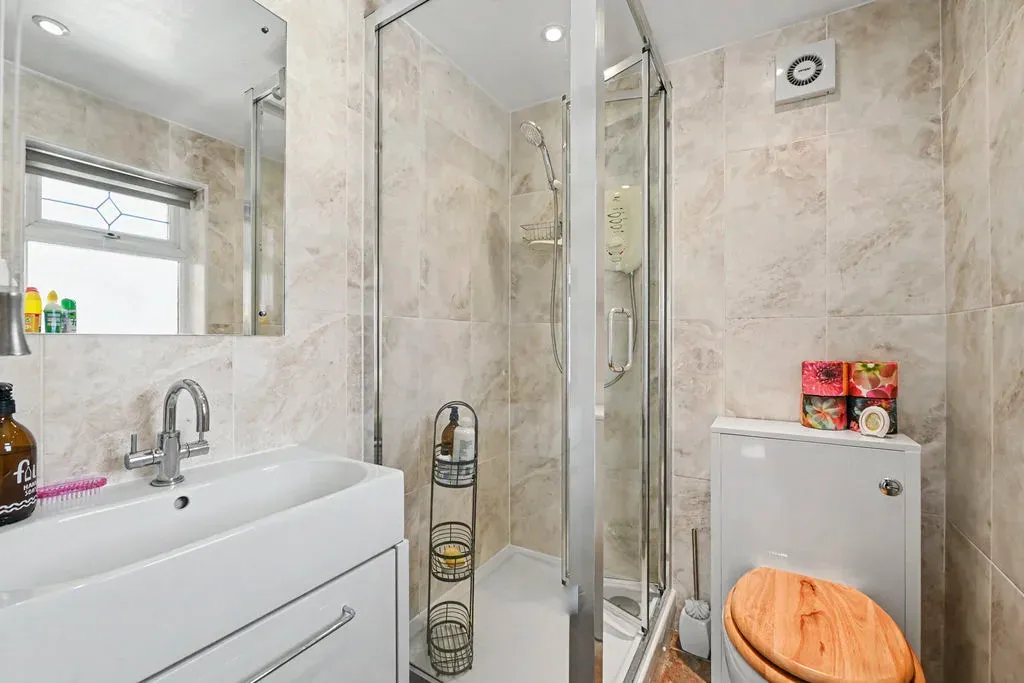 Meadow Close, Tring, Hertfordshire, HP23 5BT, photo 11
