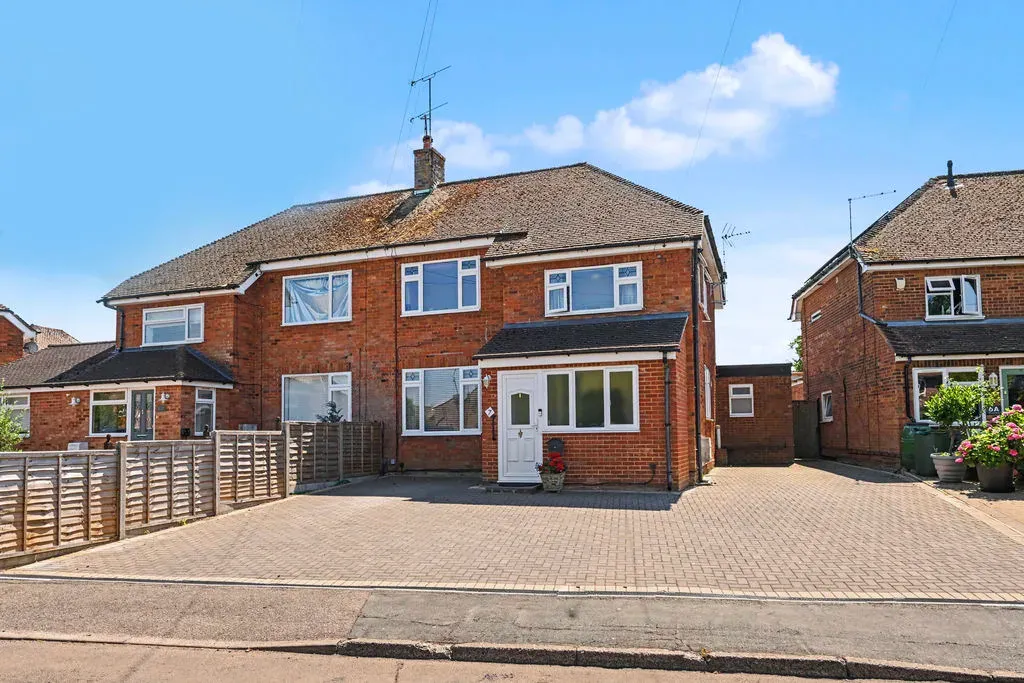 Meadow Close, Tring, Hertfordshire, HP23 5BT, photo 13