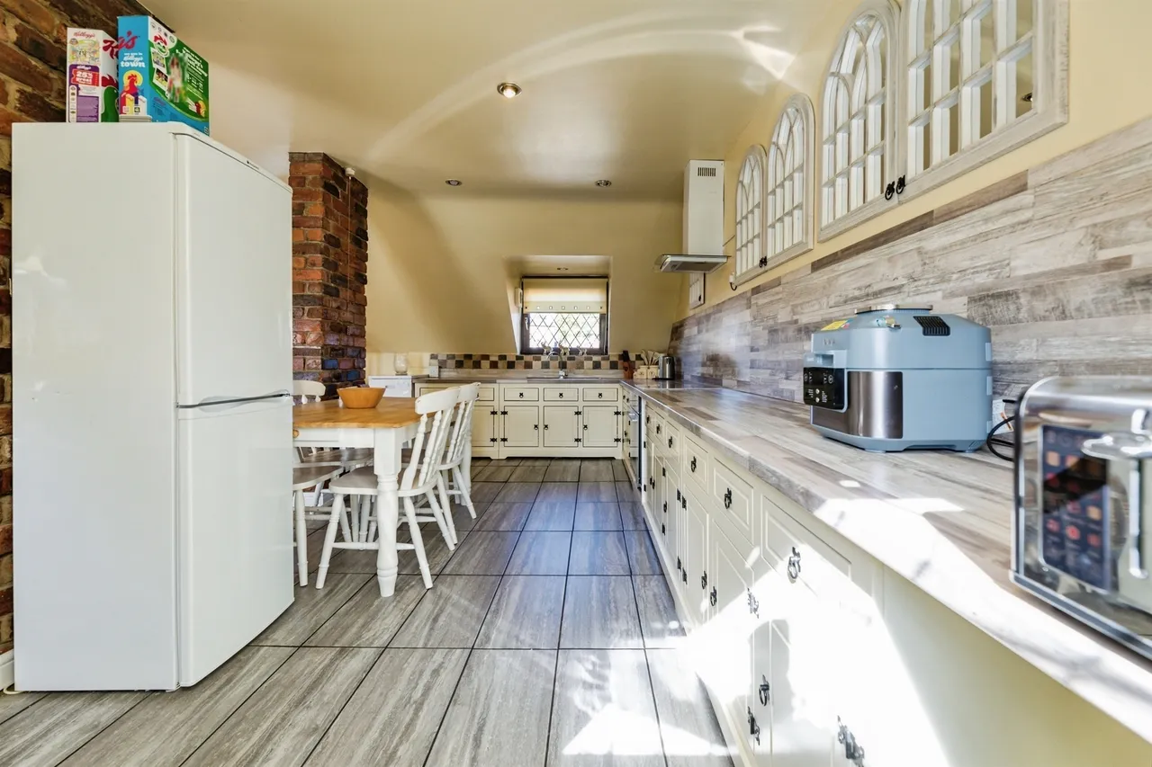 Lengdale Court, Rawmarsh, Rotherham, photo 12