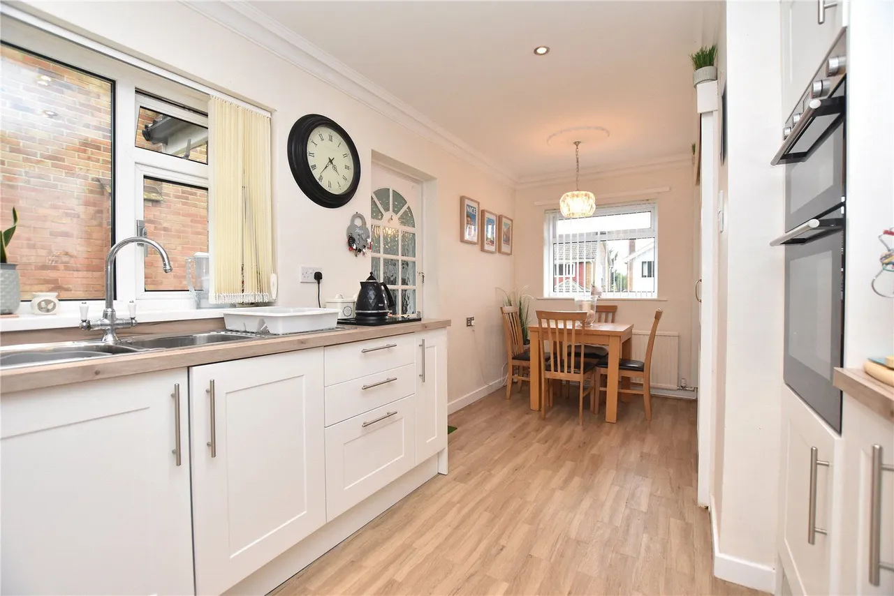 Arthursdale Grange, Scholes, LS15, photo 4