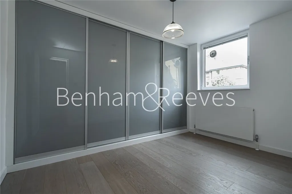 Bridgeport Place, Wapping, E1W, photo 12