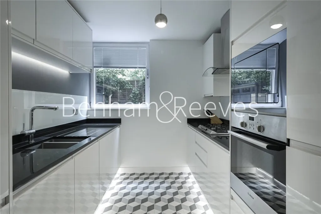 2 bed flat to rent, Bridgeport Place, Wapping, E1W