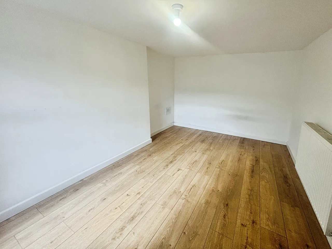 Clydach Road, Tonypandy, CF40, photo 8