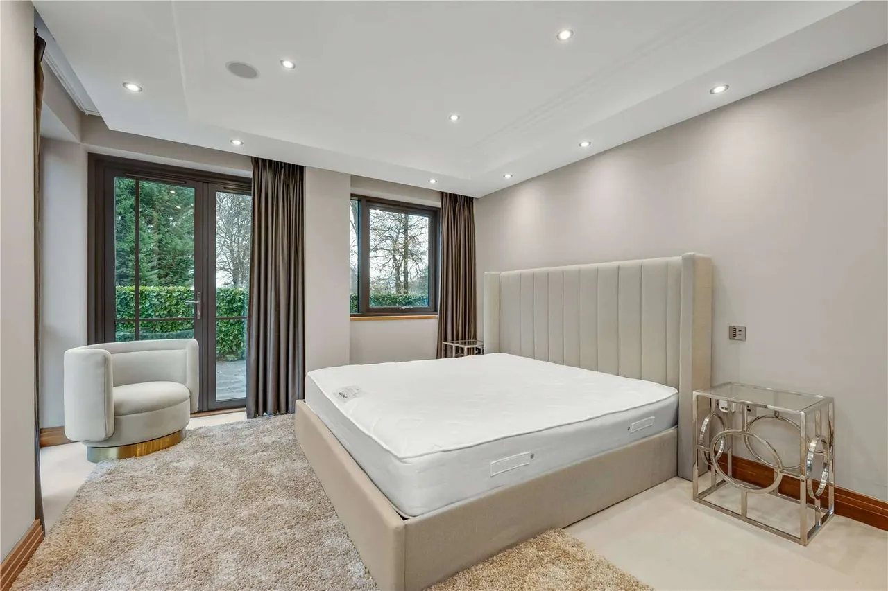 Charters Road, Ascot, Berkshire, SL5 9GE, photo 9