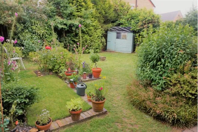 Brandon Walk, Sutton-In-Ashfield, NG17, photo 11