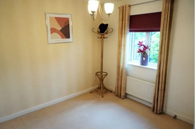 Brandon Walk, Sutton-In-Ashfield, NG17, photo 10
