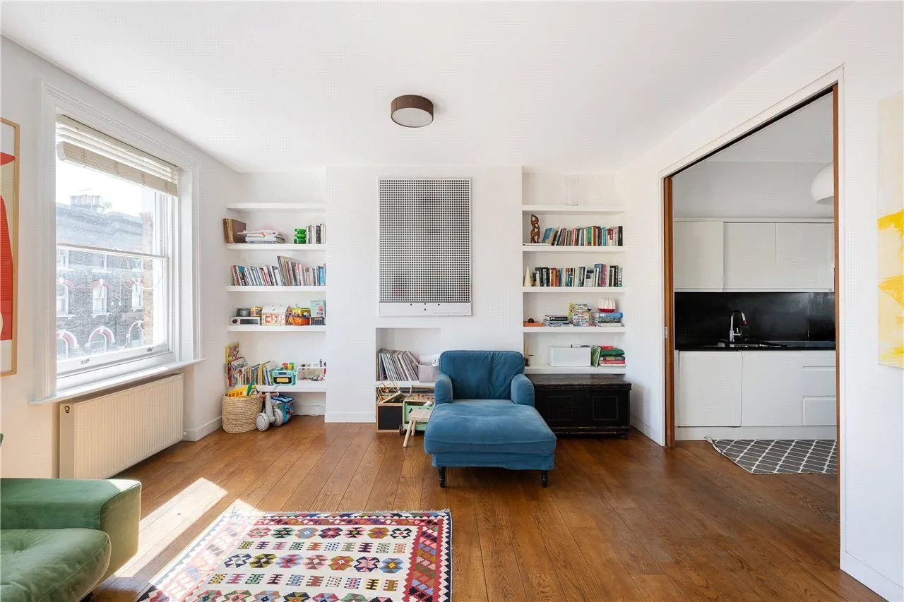 Regents Park Road, Primrose Hill, London, NW1, photo 5