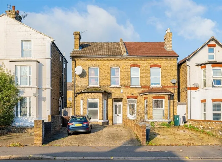 1 bed flat for sale — London Road, Isleworth, TW7