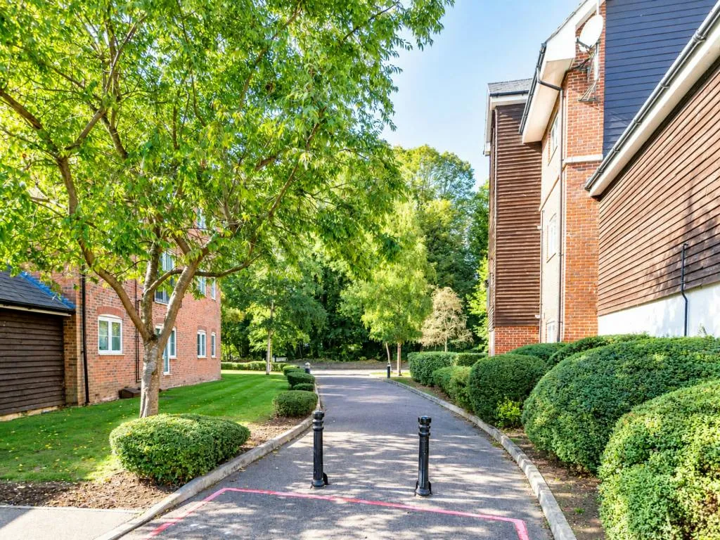 Wharf Way, Hunton Bridge, WD4, photo 13