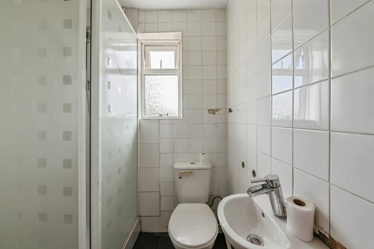 Hillcrest Avenue, Grays, Essex, RM20, photo 10