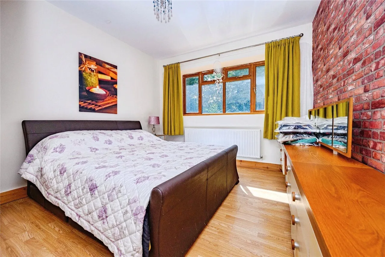 Dunstable Road, Studham, Dunstable, Bedfordshire, LU6, photo 18
