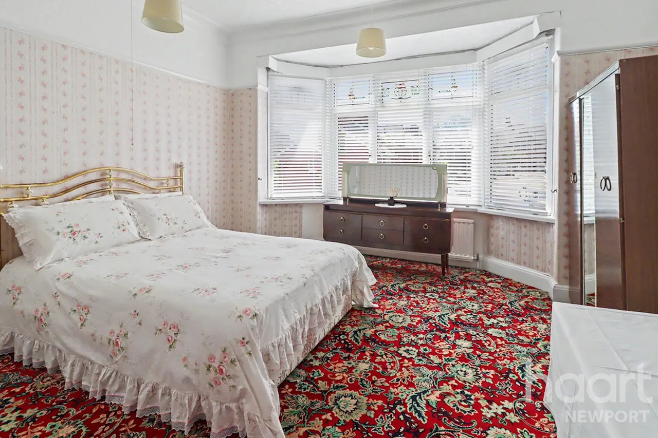 Dewsland Park Road, Newport, NP20, photo 10