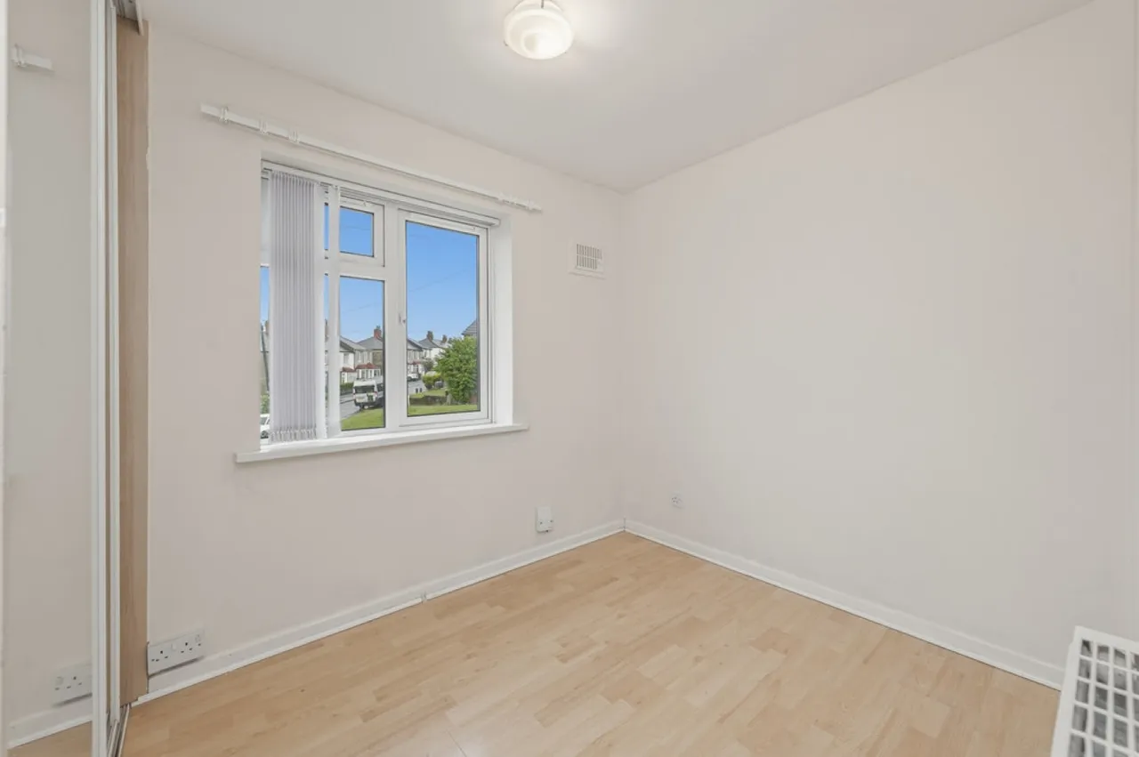 Sandene Avenue, Huddersfield, photo 10