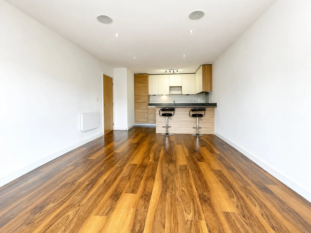 Ensign House, NW9, photo 3