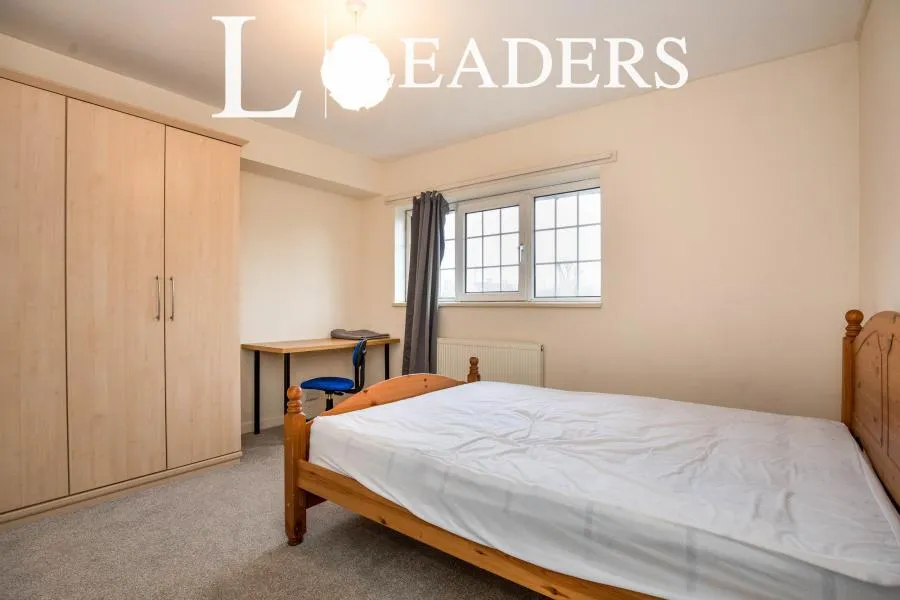 Centenary Road, Coventry, CV4, photo 5