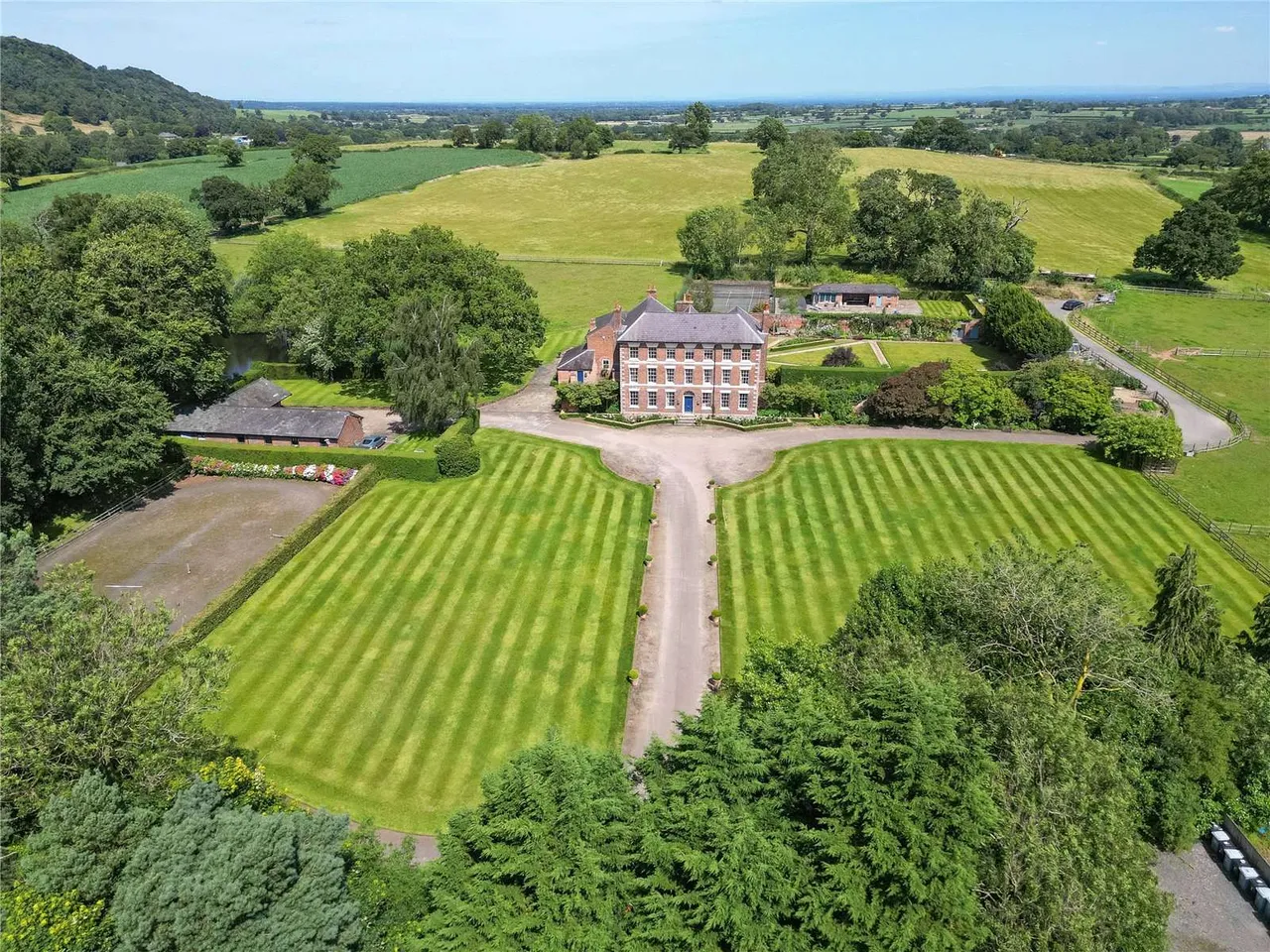 8 bed house for sale — Bulkeley, Cheshire, SY14 8AZ