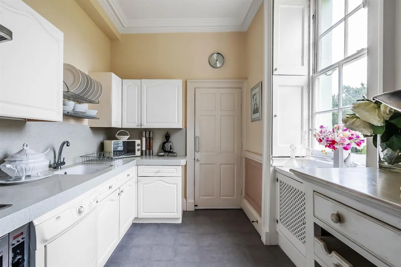Bookham Grove, Great Bookham, KT23, photo 4