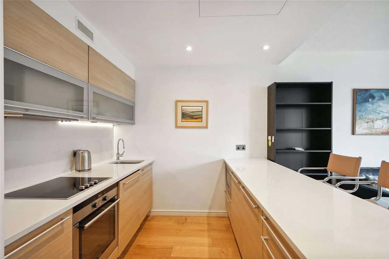 Eastfields Avenue, London, SW18 1JX, photo 5