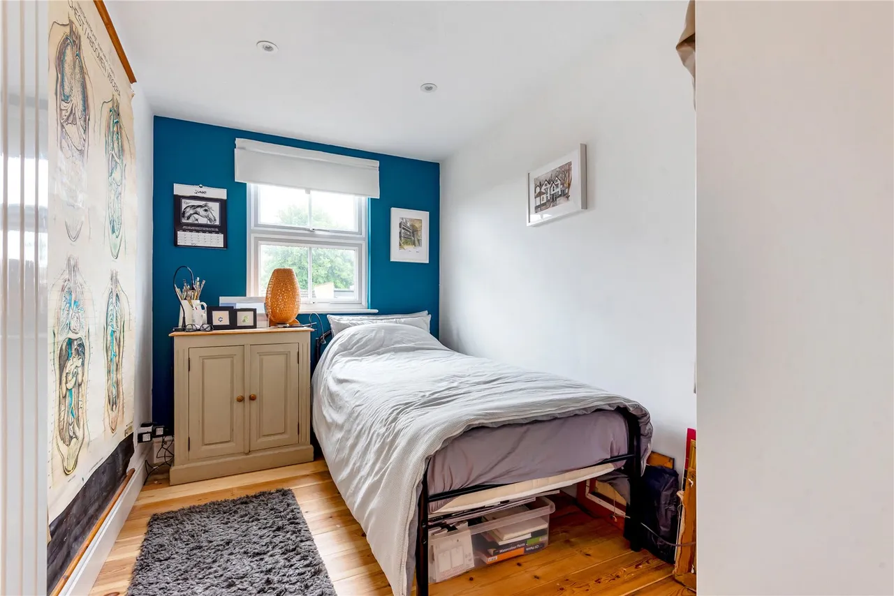 Victor Road, Teddington, TW11 8SR, photo 9