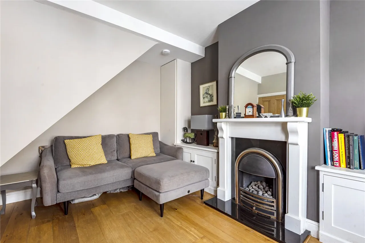 Victor Road, Teddington, TW11 8SR, photo 3