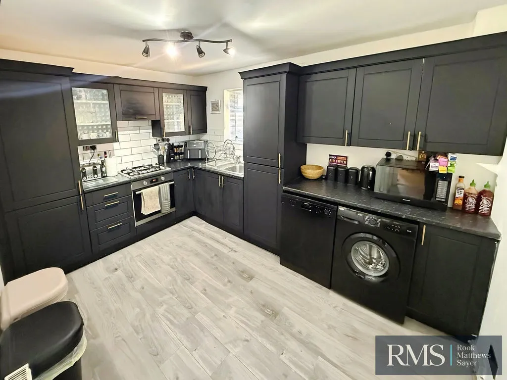 Newcastle Upon Tyne NE13 6DP, NE13, photo 3