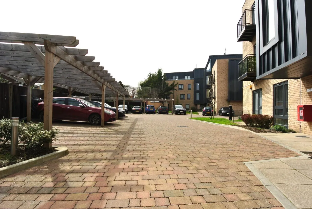 35a Woodthorpe Road, Ashford, London, TW15 2AZ, photo 12