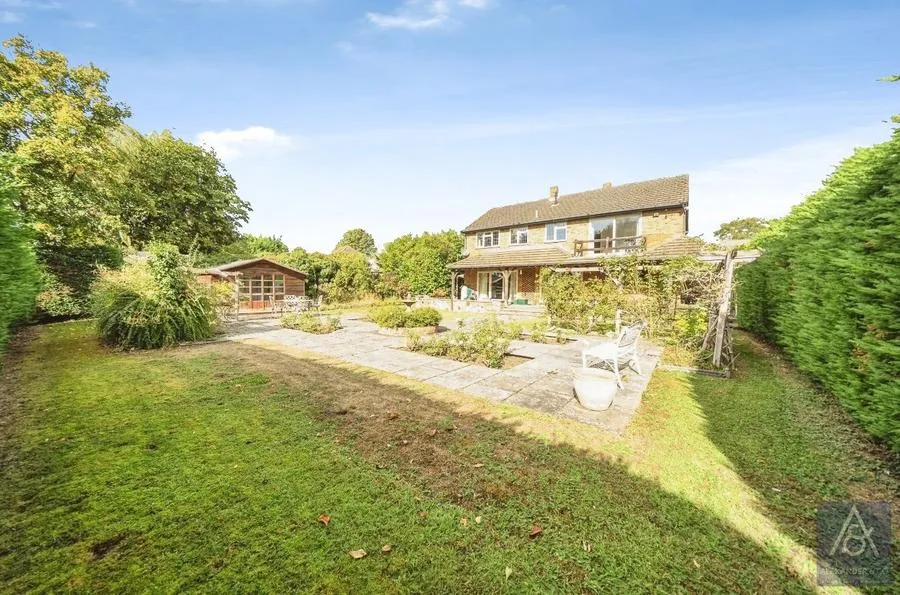 Queen Catherine Road, Steeple Claydon, MK18, photo 22