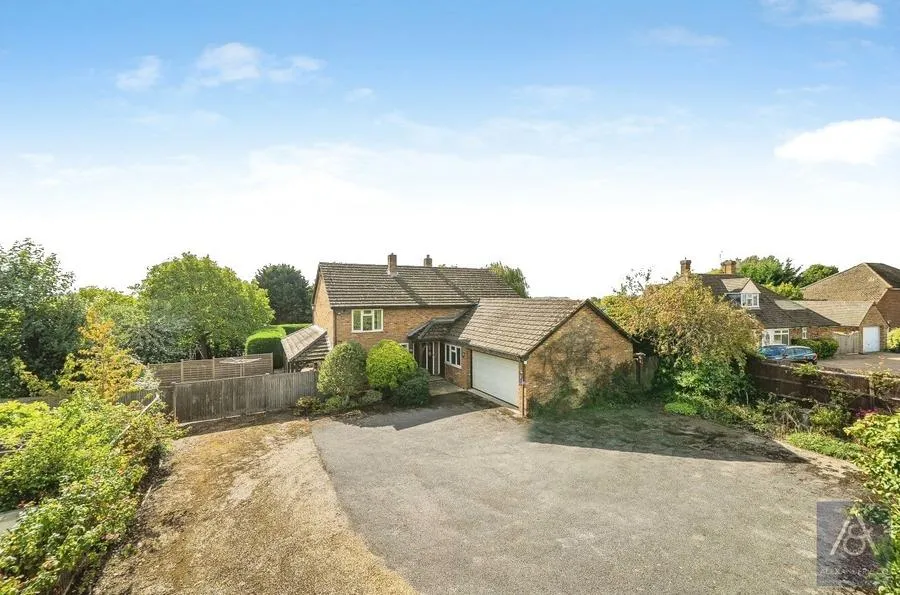 Queen Catherine Road, Steeple Claydon, MK18, photo 28