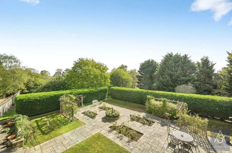Queen Catherine Road, Steeple Claydon, MK18, photo 24