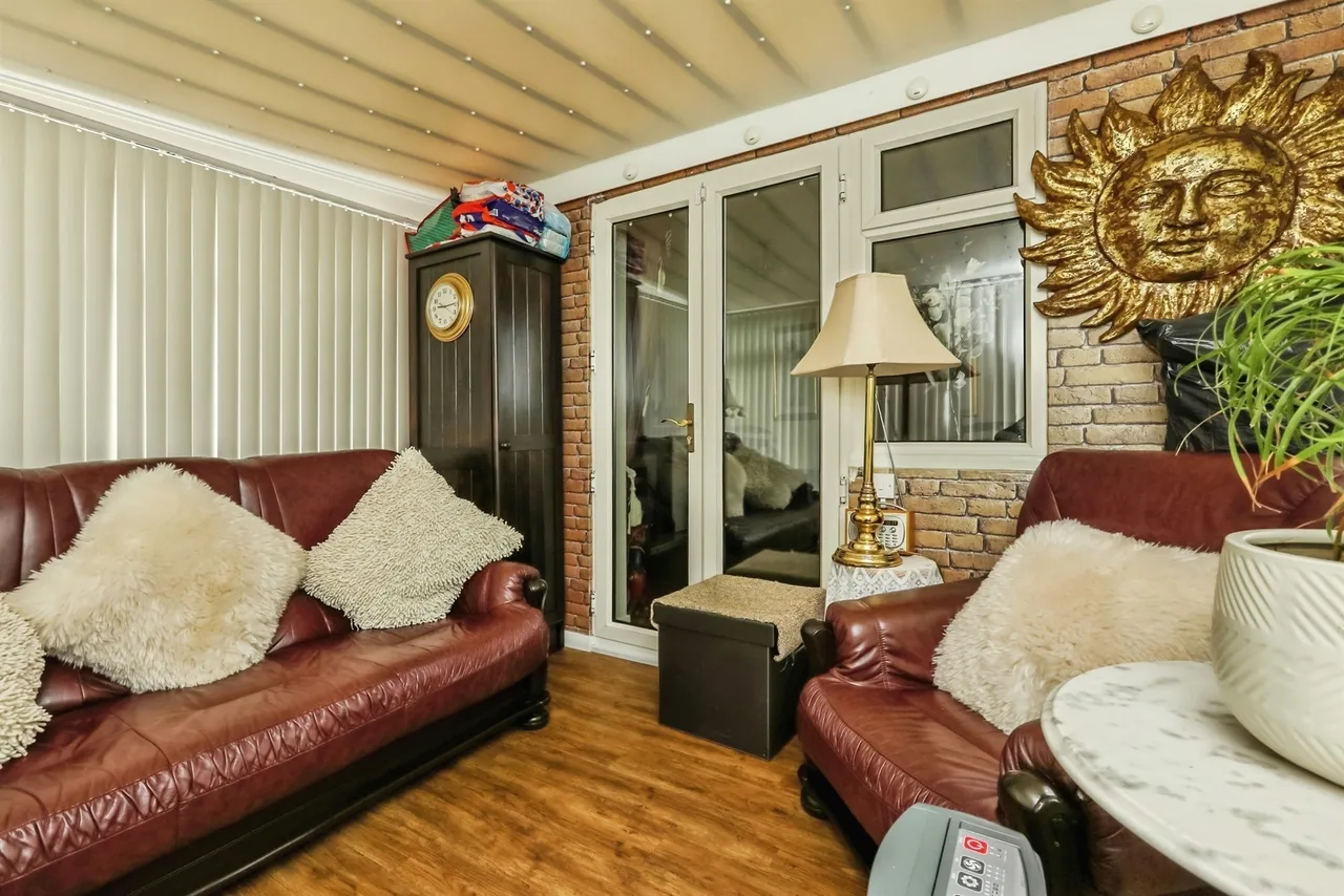 Blackthorn Close, Scunthorpe, photo 5