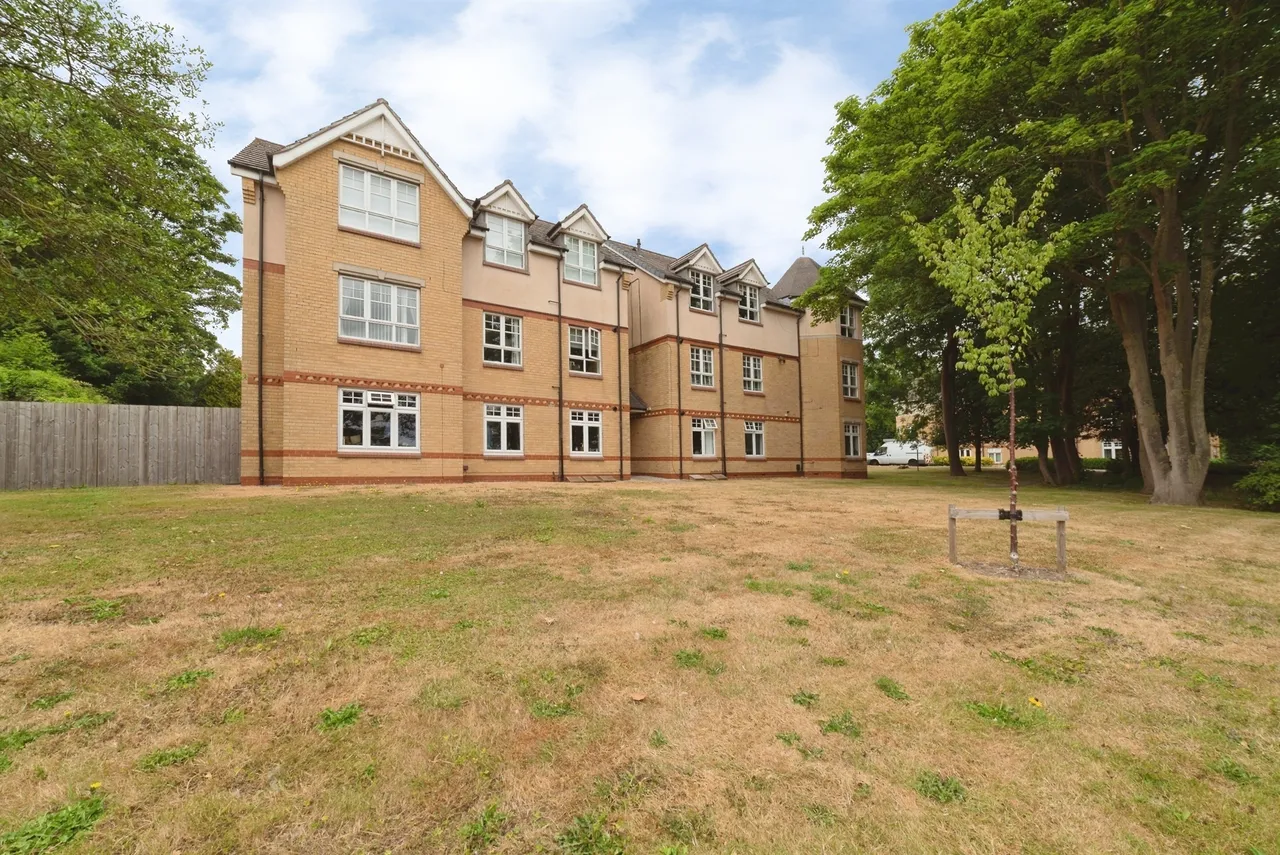 St. Marys Close, Hessle, photo 12