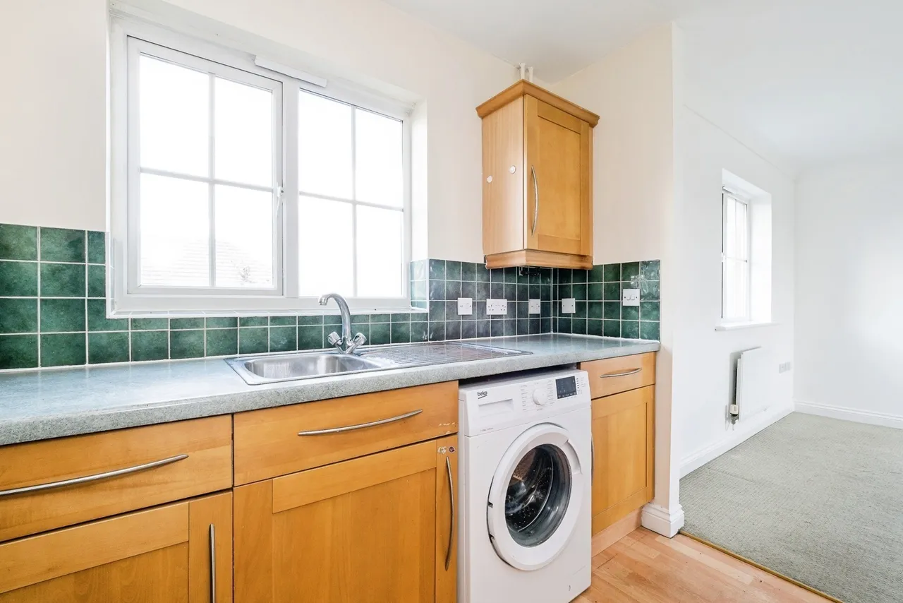 Parnell Close, Chafford Hundred, Grays, Essex, RM16, photo 6