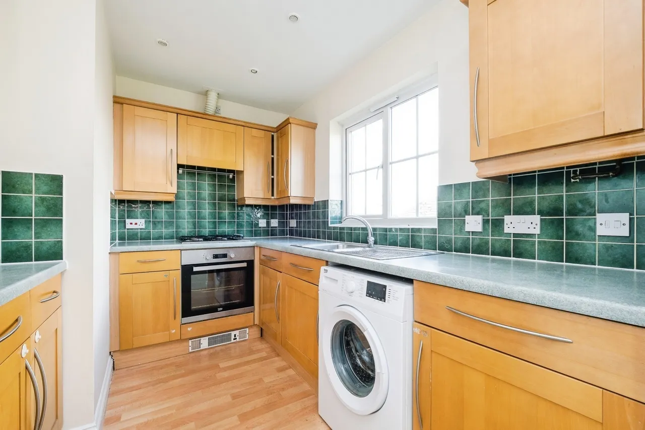 Parnell Close, Chafford Hundred, Grays, Essex, RM16, photo 5