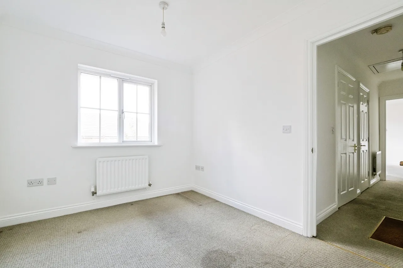 Parnell Close, Chafford Hundred, Grays, Essex, RM16, photo 8