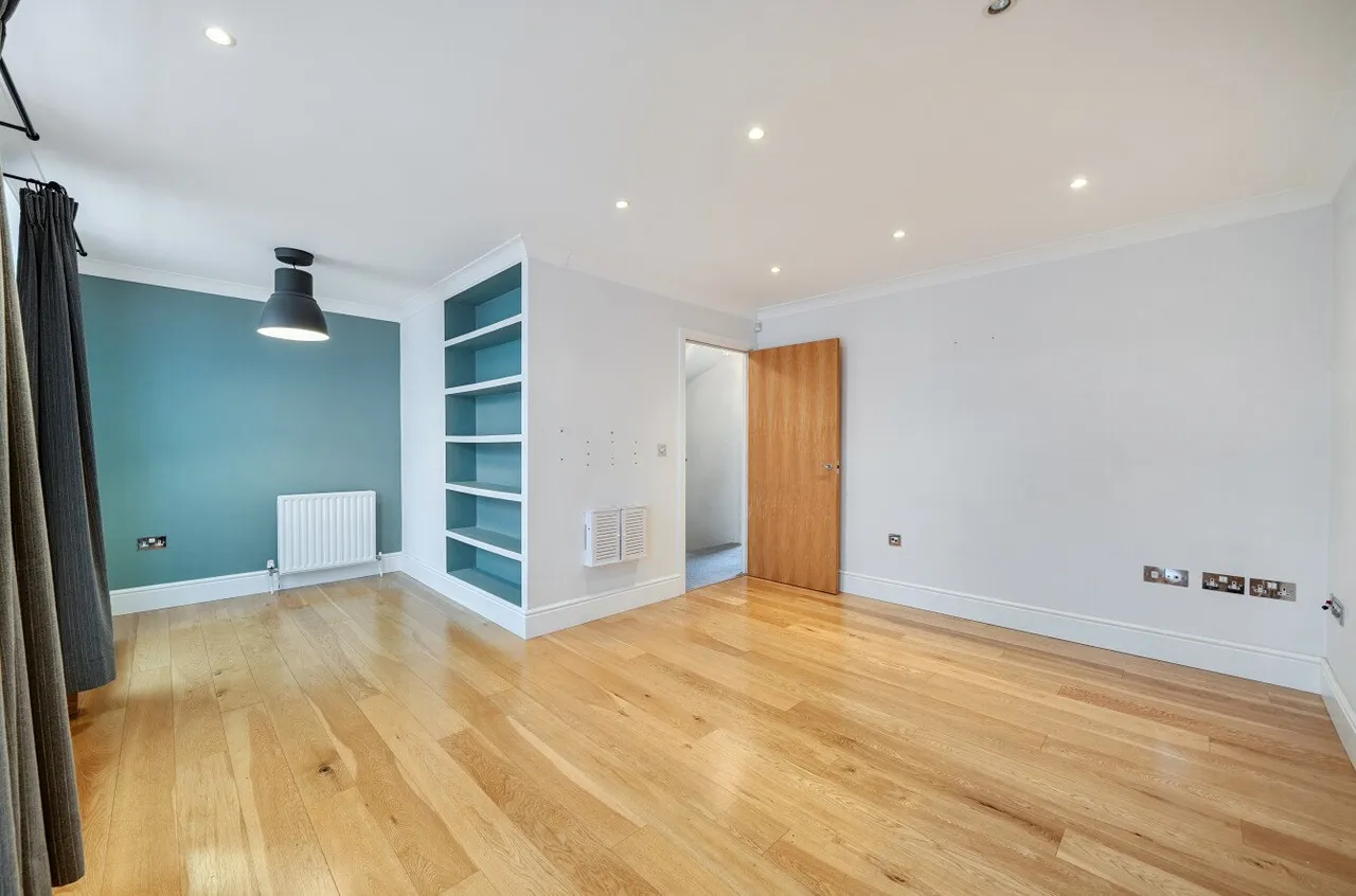 Thistledown Close, Winchester, SO22, photo 5