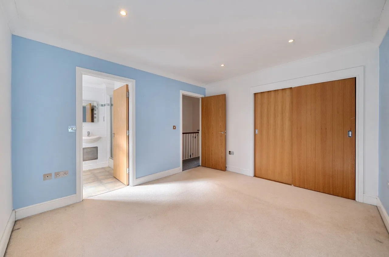 Thistledown Close, Winchester, SO22, photo 7