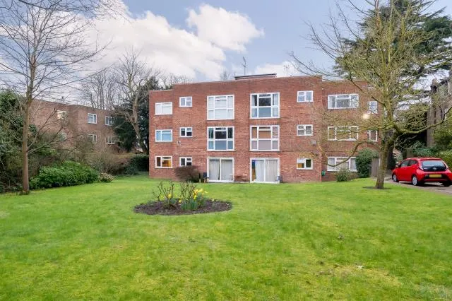Hendon Lane, London, N3, photo 11
