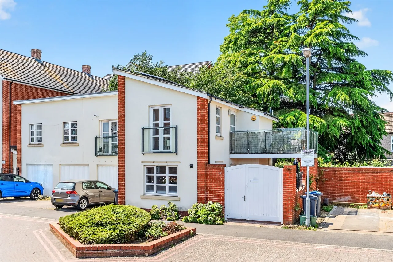 Hay Drive, Mitcham, CR4, photo 20